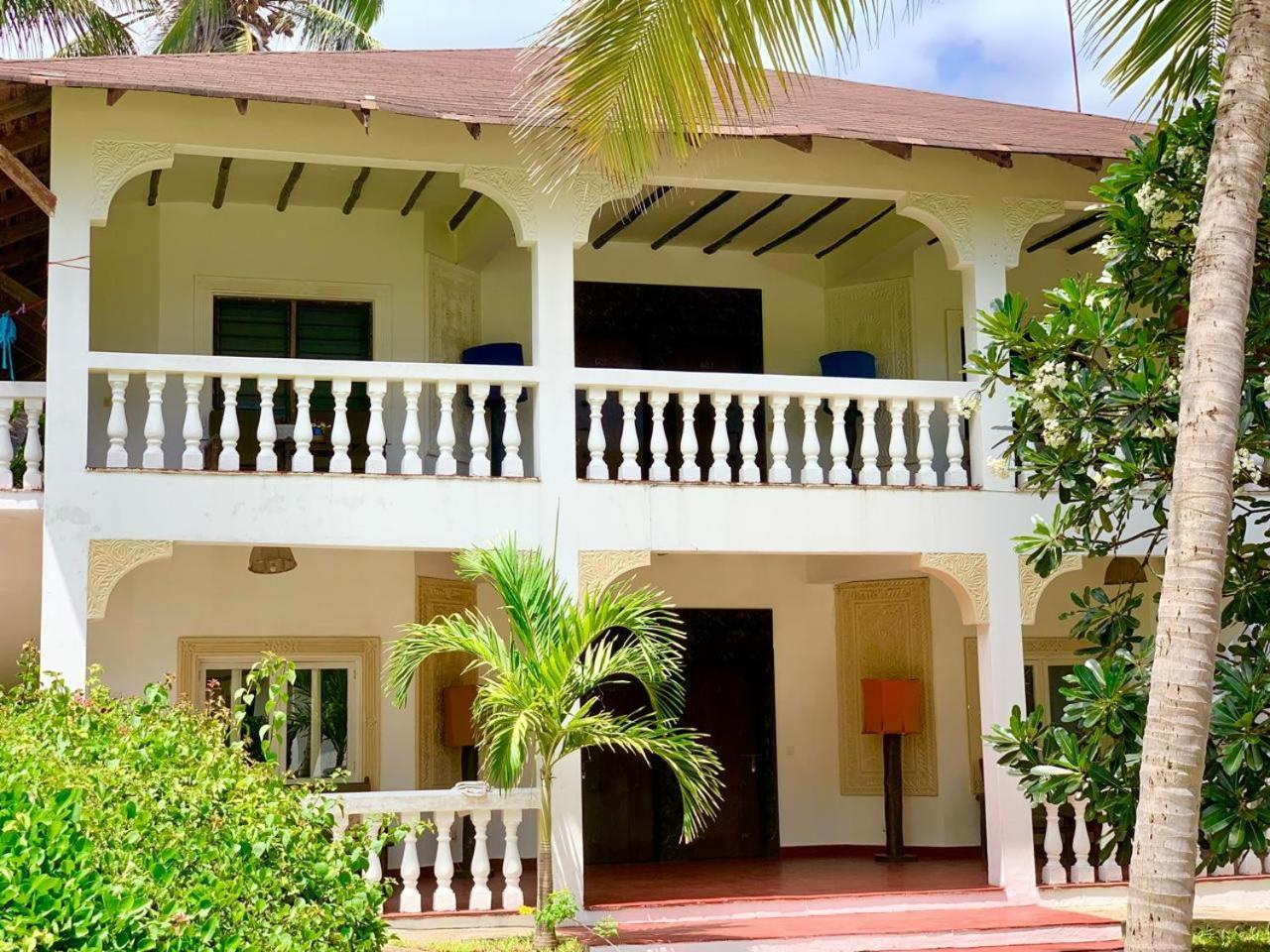 Lily Palm Resort Watamu Exterior photo